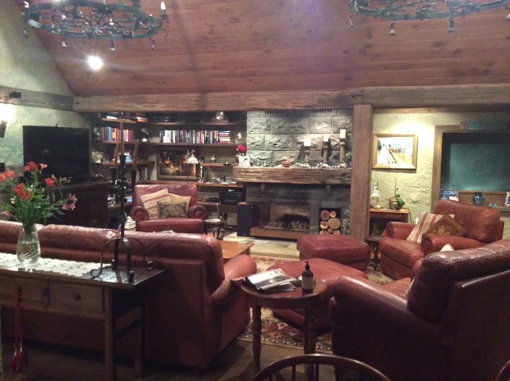 Matua Lodge Tauranga Bagian luar foto